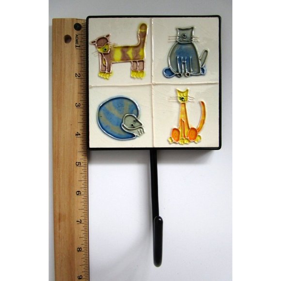 Ceramic Tile Art - Four Cats/Kitties Wall Hanger with Hook - Kingdom Wall Signed - Picture 11 of 11